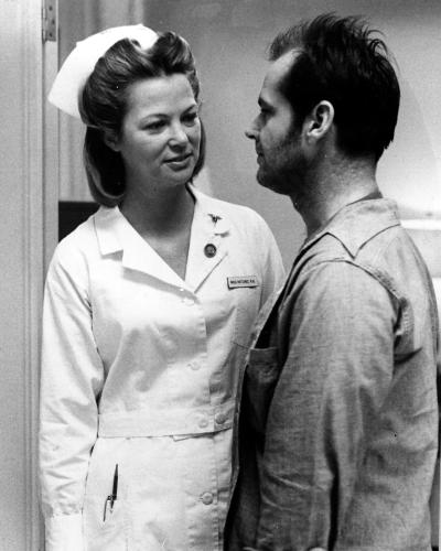 Billede fra Gøgereden: McMurphy og oversygeplejerske miss Ratched