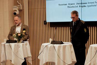 Tvang i psykiatrien, konference, Christiansborg, 17. januar 2025, Torsten Bjørn Jacobsen, formand for Psykiatrifonden, og rigspolitichef Thorkild Fogde