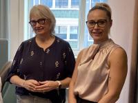 Louise Brown, socialordfører, Liberal Alliance, på besøg i Psykiatrifondens rådgivning