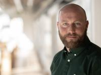 Billede af Annas vigtige voksen Kenni Kromann