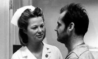 Billede fra Gøgereden: McMurphy og oversygeplejerske miss Ratched