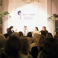 Jeg er ikke den eneste, podcast, Podcastvært Rikke Collin, deltager Daniel Rohde, Thurea Al-Rahbi, som er initiativtager til kanalen Mental Cuties Cub, og deltager Ida Hestbech havde en åben snak på scenen. 