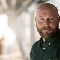 Billede af Annas vigtige voksen Kenni Kromann